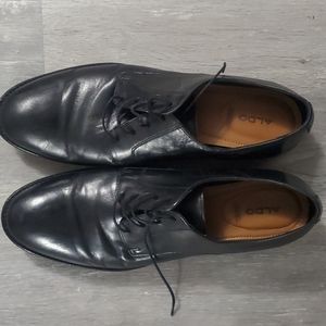 Men's black dress shoe size 12